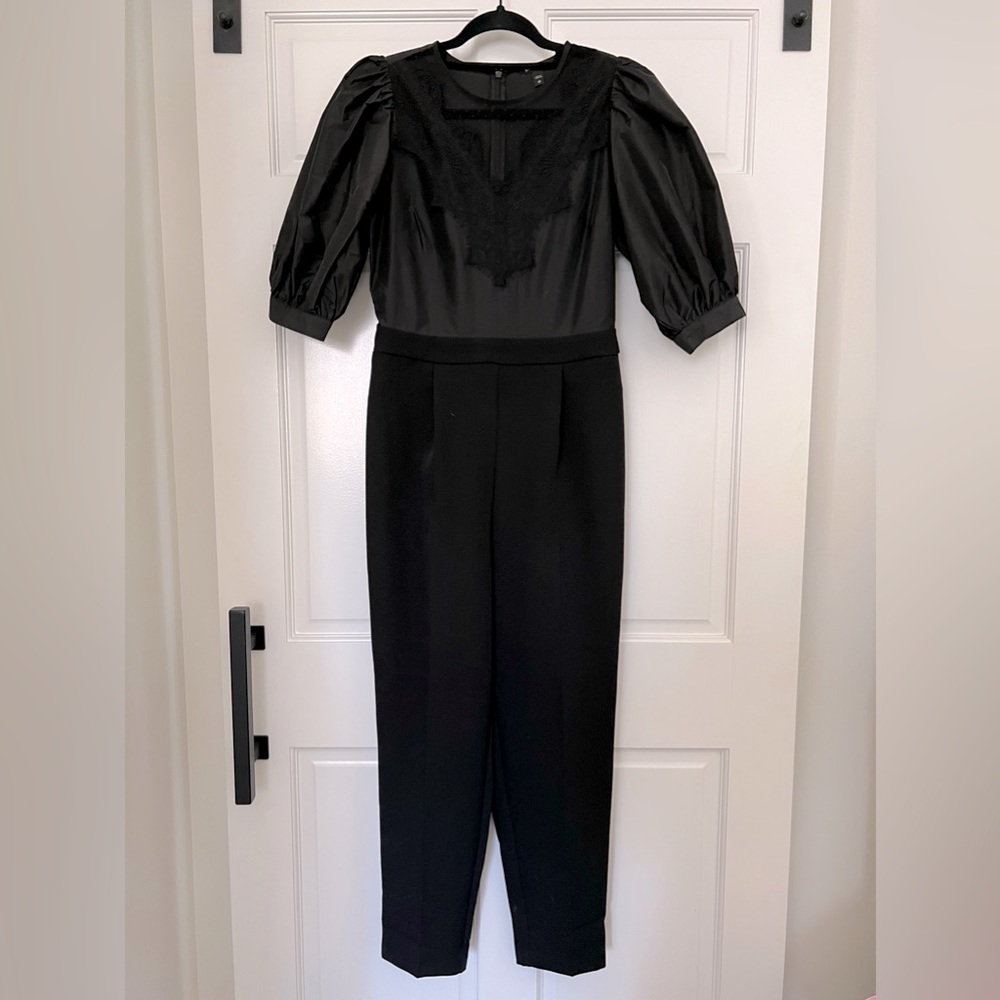 🌚Express Black Romper with Lace Trim 🌚
